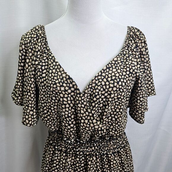 Altar'd State Black and Gold Puff Sleeve Smocked Waist Mini Dress Size Large - Picture 4 of 11